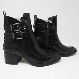 LADIES POINTED TOE BLACK PLAIN BUCKLES